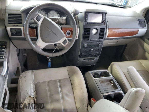 2008 Chrysler Town & Country Touring with VIN 2A8HR54PX8R138216, listed as a Copart auction lot 52754925 with 212,855 mi miles and Clean Title. Bid and sale history available at carsss.com. Image 8.