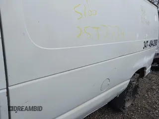 2004 Ford Econoline Cargo z VIN 1FTNE24L84HB28016, wystawiony jako IAAI lot #42017495 z przebiegiem Nie podano mil oraz . Historia ofert i sprzedaży dostępna na DreamBid. Obrazek 6.