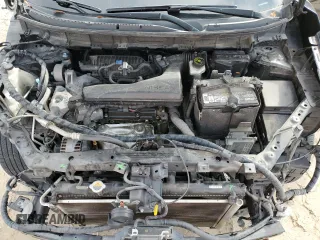 2017 Nissan Rogue SV with VIN JN8AT2MT3HW402720, listed as a Copart auction lot 46902295 with 147,460 mi miles and Salvage Title. Bid and sale history available at carsss.com. Image 14.
