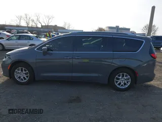 2021 Chrysler Pacifica Touring L with VIN 2C4RC1BG4MR598328, listed as a IAAI auction lot 41749306 with 78,035 mi miles and . Bid and sale history available at DreamBid. Image 14.