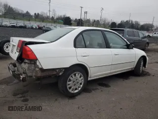 2004 Honda Civic LX with VIN 2HGES16674H574406, listed as a Copart auction lot 88926385 with 214,732 mi miles and Salvage Title. Bid and sale history available at carsss.com. Image 3.