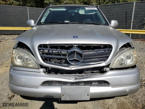 2001 Mercedes-Benz M-Class with VIN 4JGAB54E81A274037, listed as a Copart auction lot 76555544 with 202,446 mi miles and Salvage Title. Bid and sale history available at carsss.com. Image 5.