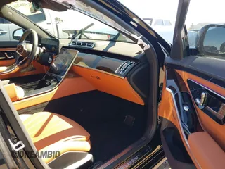 2023 Mercedes-Benz S 500 with VIN W1K6G6DB5PA171535, listed as a IAAI auction lot 41667618 with 17,382 mi miles and . Bid and sale history available at DreamBid. Image 5.