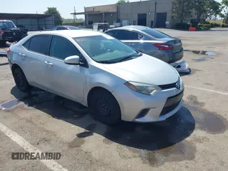 2016 Toyota Corolla L z VIN 2T1BURHE0GC645202, wystawiony jako IAAI lot #42206692 z przebiegiem 147 227 mil mil oraz . Historia ofert i sprzedaży dostępna na DreamBid. Obrazek 1.