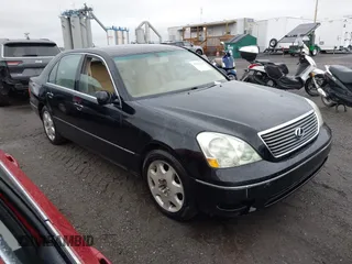 2002 Lexus LS 430 with VIN JTHBN30FX20085799, listed as a IAAI auction lot 41858425 with 180,963 mi miles. Bid and sale history available at carsss.com. Image 1.