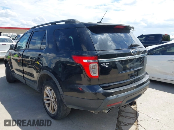 2015 Ford Explorer z VIN 1FM5K8B8XFGC30657, wystawiony jako IAAI lot #42647380 z przebiegiem Nie podano mil oraz . Historia ofert i sprzedaży dostępna na DreamBid. Obrazek 3.