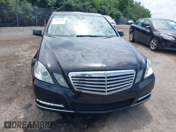 2012 Mercedes-Benz E 350 Luxury z VIN WDDHF8JB5CA629709, wystawiony jako IAAI lot #42502808 z przebiegiem 109 527 mil mil oraz . Historia ofert i sprzedaży dostępna na DreamBid. Obrazek 6.
