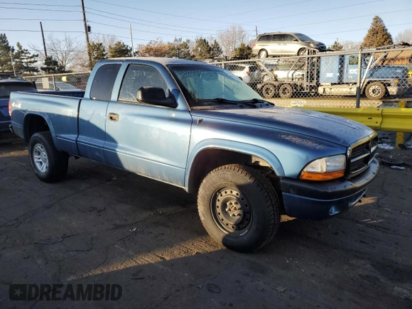 2004 Dodge Dakota Sport with VIN 1D7HG32N44S749232, listed as a Copart auction lot 43137825 with 84,672 mi miles and Salvage Title. Bid and sale history available at carsss.com. Image 4.