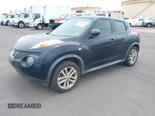 2011 Nissan Juke SL with VIN JN8AF5MR7BT006831, listed as a IAAI auction lot 41861371 with 84,926 mi miles. Bid and sale history available at carsss.com. Image 2.