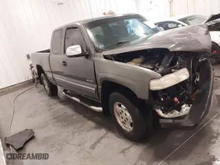 2001 Chevrolet Silverado 1500 LT with VIN 1GCEK19T31Z165427, listed as a IAAI auction lot 41583419 with 187,450 mi miles. Bid and sale history available at carsss.com. Image 1.