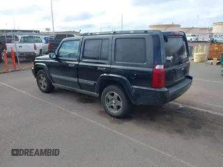 2006 Jeep Commander with VIN 1J8HH48K26C136493, listed as a IAAI auction lot 42283667 with Not provided miles and . Bid and sale history available at DreamBid. Image 3.