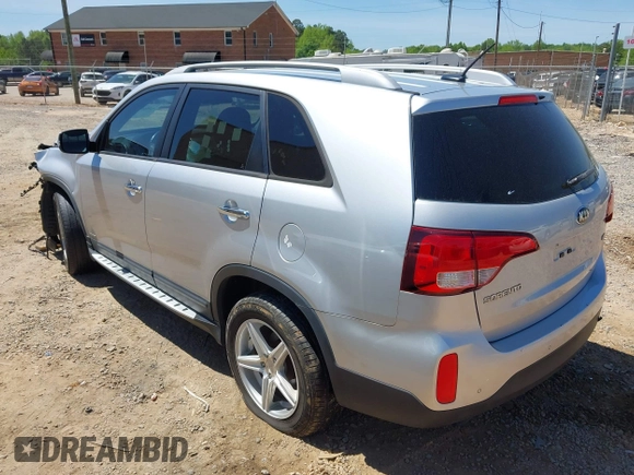 2015 Kia Sorento LX with VIN 5XYKTCA68FG641582, listed as a IAAI auction lot 42063254 with 159,125 mi miles and . Bid and sale history available at DreamBid. Image 3.