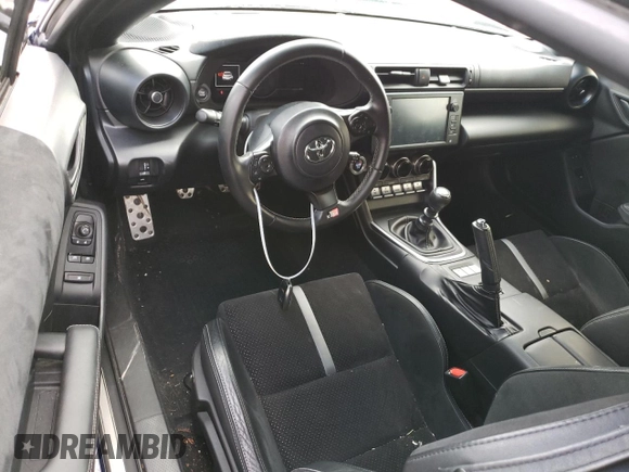 2022 Toyota GR86 Premium with VIN JF1ZNBE1XN9753016, listed as a Copart auction lot 80104824 with 0 mi miles and Salvage Title. Bid and sale history available at carsss.com. Image 8.