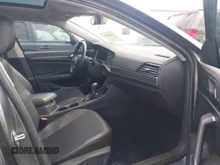 2019 Volkswagen Jetta SEL с VIN 3VWE57BU6KM009492, выставлен на аукционе IAAI как лот 42104094 с пробегом 137 087 миль миль и . История ставок и продаж доступна на DreamBid. Изображение 5.