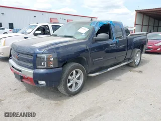 2011 Chevrolet Silverado 1500 LT with VIN 1GCRCSE04BZ232327, listed as a IAAI auction lot 41896146 with 146,402 mi miles. Bid and sale history available at carsss.com. Image 17.