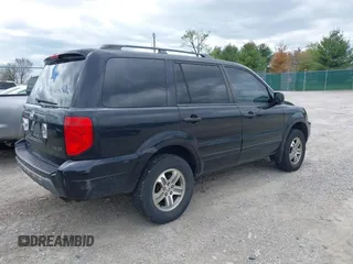 2004 Honda Pilot EX z VIN 2HKYF18504H600002, wystawiony jako IAAI lot #42041728 z przebiegiem 320 212 mil mil oraz . Historia ofert i sprzedaży dostępna na DreamBid. Obrazek 4.