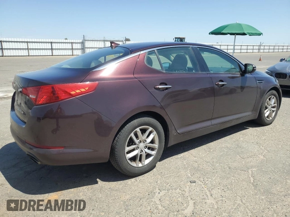 2013 Kia Optima LX z VIN 5XXGM4A70DG230213, wystawiony jako Copart lot #58193905 z przebiegiem 116 106 mil mil oraz Szkoda całkowita • Salvage title. Historia ofert i sprzedaży dostępna na DreamBid. Obrazek 3.