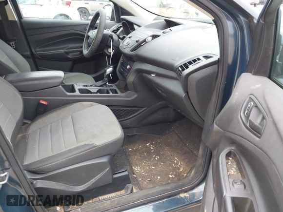 2019 Ford Escape S с VIN 1FMCU0F75KUB83831, выставлен на аукционе IAAI как лот 42048617 с пробегом 164 927 миль миль и . История ставок и продаж доступна на DreamBid. Изображение 5.