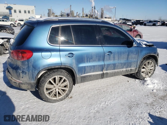 2017 Volkswagen Tiguan with VIN WVGMV7AX8HK022976, listed as a Copart auction lot 43806905 with 145,173 mi miles and Salvage title. Bid and sale history available at DreamBid. Image 3.