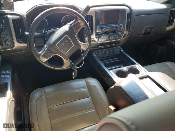 2015 GMC Sierra 3500HD Denali with VIN 1GT424E81FF126200, listed as a Copart auction lot 72337174 with 208,998 mi miles and Clean Title. Bid and sale history available at carsss.com. Image 8.