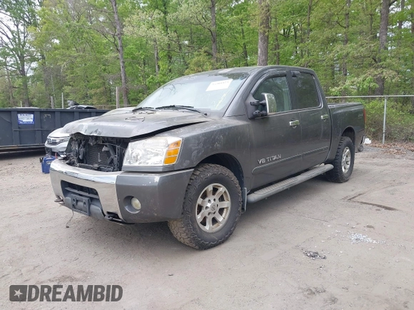 2005 Nissan Titan SE with VIN 1N6BA07B25N536128, listed as a IAAI auction lot 35204423 with Not Provided miles. Bid and sale history available at carsss.com. Image 2.