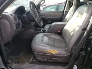 2005 Ford Explorer XLT с VIN 1FMZU63W75ZA13051, выставлен на аукционе Copart как лот 73526184 с пробегом Не указан миль и Списание • Salvage title. История ставок и продаж доступна на DreamBid. Изображение 7.