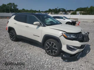 2018 Jeep Compass Limited z VIN 3C4NJDCB6JT206659, wystawiony jako Copart lot #58779315 z przebiegiem Nie podano mil oraz Szkoda całkowita • Salvage title. Historia ofert i sprzedaży dostępna na DreamBid. Obrazek 4.
