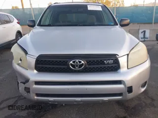 2008 Toyota RAV4 with VIN JTMBK33V386032106, listed as a IAAI auction lot 41725960 with 232,724 mi miles. Bid and sale history available at carsss.com. Image 13.