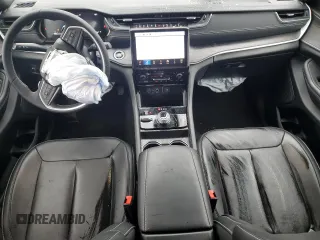 2024 Jeep Grand Cherokee Limited z VIN 1C4RJHBG7RC166637, wystawiony jako Copart lot #47557925 z przebiegiem 5 551 mil mil oraz Szkoda całkowita • Salvage title. Historia ofert i sprzedaży dostępna na DreamBid. Obrazek 8.