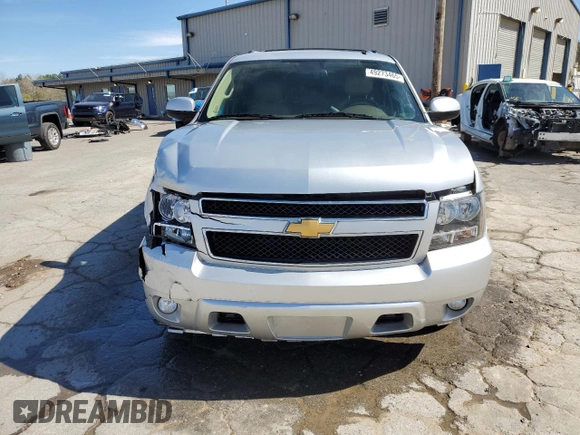 2012 Chevrolet Suburban LT с VIN 1GNSCJE03CR193184, выставлен на аукционе Copart как лот 49273465 с пробегом 152 876 миль миль и Списание • Salvage title. История ставок и продаж доступна на DreamBid. Изображение 5.