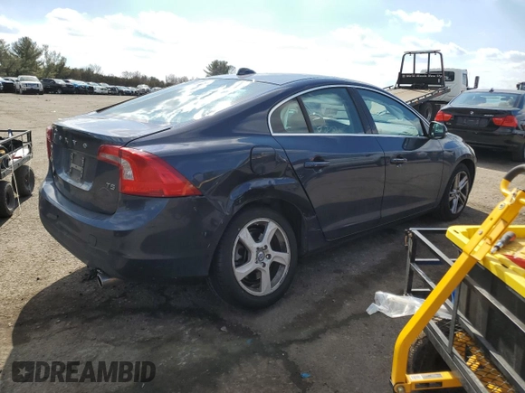 2013 Volvo S60 T5 Premier with VIN YV1612FS5D1218067, listed as a Copart auction lot 46903005 with 61,668 mi miles and Salvage title. Bid and sale history available at DreamBid. Image 3.
