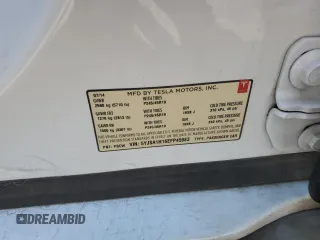 2014 Tesla Model S 60 с VIN 5YJSA1H16EFP45983, выставлен на аукционе Copart как лот 52256635 с пробегом 159 948 миль миль и Списание • Salvage title. История ставок и продаж доступна на DreamBid. Изображение 14.