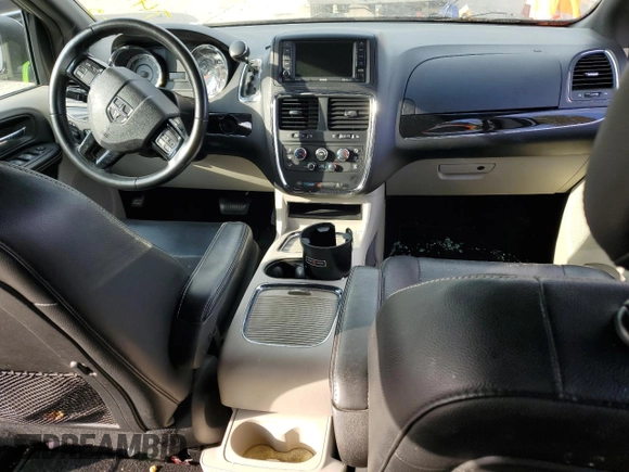 2019 Dodge Grand Caravan SXT with VIN 2C4RDGCG0KR735857, listed as a Copart auction lot 74053504 with 80,269 mi miles and Salvage Title. Bid and sale history available at carsss.com. Image 8.