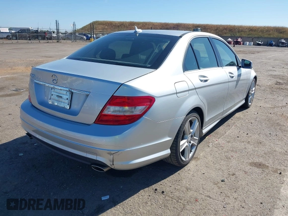 2011 Mercedes-Benz C 300 Sport с VIN WDDGF5EB0BA476899, выставлен на аукционе IAAI как лот 42192386 с пробегом 164 550 миль миль и . История ставок и продаж доступна на DreamBid. Изображение 6.