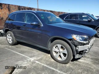 2018 Mercedes-Benz GLC 300 z VIN WDC0G4JB6JV085010, wystawiony jako Copart lot #49452435 z przebiegiem 81 274 mil mil oraz Szkoda całkowita • Salvage title. Historia ofert i sprzedaży dostępna na DreamBid. Obrazek 4.