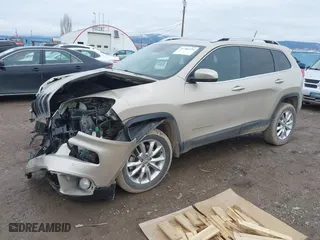 2014 Jeep Cherokee Limited with VIN 1C4PJMDS9EW308609, listed as a IAAI auction lot 41706124 with 84,005 mi miles. Bid and sale history available at carsss.com. Image 18.