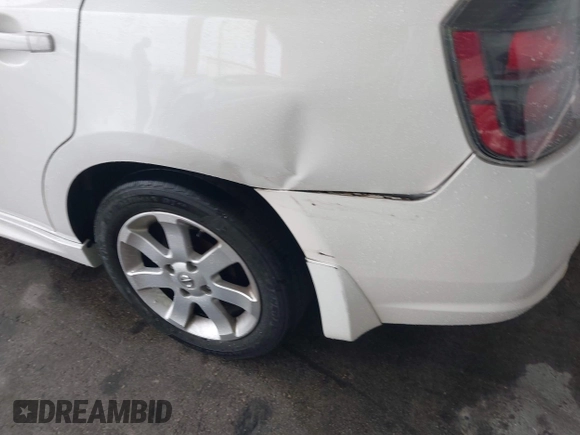 2010 Nissan Sentra S with VIN 3N1AB6AP1AL640075, listed as a IAAI auction lot 42244798 with 122,965 mi miles and . Bid and sale history available at DreamBid. Image 6.