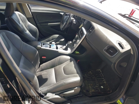 2017 Volvo S60 Dynamic with VIN YV140MTL8H2432506, listed as a IAAI auction lot 41699488 with 119,907 mi miles. Bid and sale history available at carsss.com. Image 5.