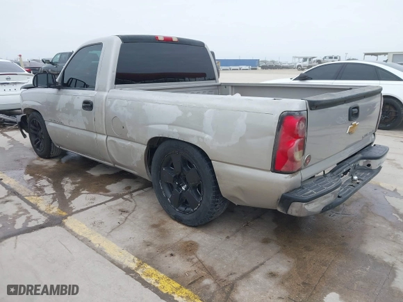 2005 Chevrolet Silverado 1500 Work Truck with VIN 1GCEC14X35Z189059, listed as a IAAI auction lot 41624369 with 201,053 mi miles. Bid and sale history available at carsss.com. Image 3.