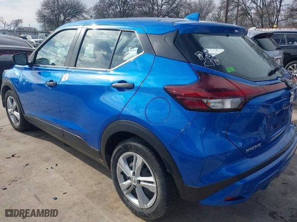 2022 Nissan Kicks S with VIN 3N1CP5BV8NL504422, listed as a IAAI auction lot 41433680 with 61,647 mi miles. Bid and sale history available at carsss.com. Image 3.