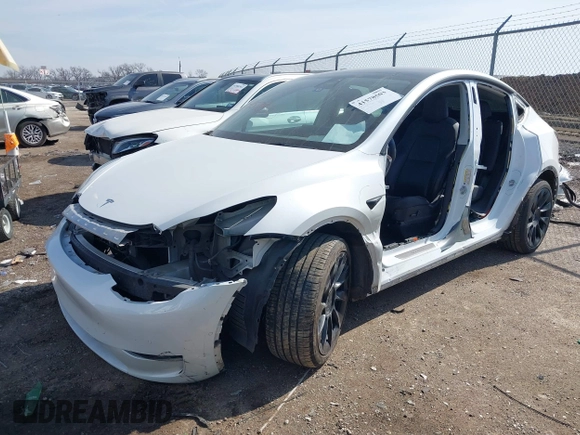2022 Tesla Model Y Long Range with VIN 7SAYGDEE4NF428434, listed as a IAAI auction lot 41578503 with 35,460 mi miles and . Bid and sale history available at DreamBid. Image 19.