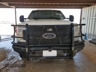 2018 Ford F-250 XL z VIN 1FT7W2B63JEC24474, wystawiony jako Copart lot #52757685 z przebiegiem 288 562 mil mil oraz Czysty tytuł • Clean title. Historia ofert i sprzedaży dostępna na DreamBid. Obrazek 5.