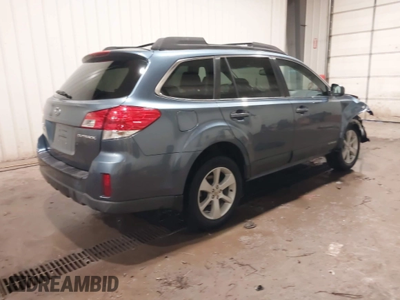2013 Subaru Outback Premium with VIN 4S4BRCBC8D3319590, listed as a IAAI auction lot 41650396 with 178,882 mi miles and . Bid and sale history available at DreamBid. Image 4.