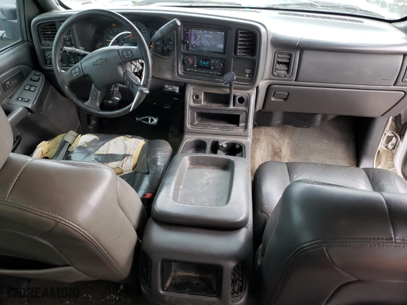 2007 Chevrolet Silverado 2500HD Classic LT3 with VIN 1GCHK29D47E123697, listed as a Copart auction lot 81503044 with 403,199 mi miles and Salvage Title. Bid and sale history available at carsss.com. Image 8.