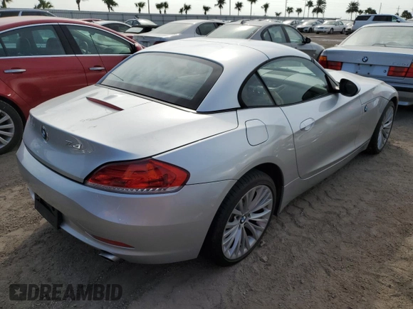 2013 BMW Z4 sDrive35i with VIN WBALM7C57DE385631, listed as a Copart auction lot 75003554 with 0 mi miles and Salvage Title. Bid and sale history available at carsss.com. Image 3.