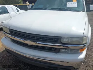 2004 Chevrolet Tahoe LT with VIN 1GNEC13Z44R192822, listed as a IAAI auction lot 41797924 with 211,818 mi miles. Bid and sale history available at carsss.com. Image 6.