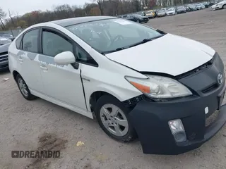 2010 Toyota Prius II with VIN JTDKN3DU7A0112031, listed as a IAAI auction lot 42013151 with 1 mi miles. Bid and sale history available at carsss.com. Image 1.