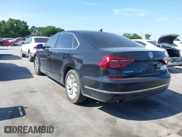 2018 Volkswagen Passat SE z VIN 1VWBA7A38JC013471, wystawiony jako IAAI lot #41997868 z przebiegiem 104 060 mil mil oraz . Historia ofert i sprzedaży dostępna na DreamBid. Obrazek 3.