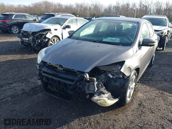 2013 Ford Focus SE with VIN 1FADP3K28DL112777, listed as a IAAI auction lot 41386940 with 107,893 mi miles. Bid and sale history available at carsss.com. Image 6.