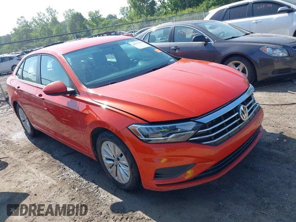 2019 Volkswagen Jetta S with VIN 3VWN57BU2KM231592, listed as a IAAI auction lot 42577420 with 75,989 mi miles and . Bid and sale history available at DreamBid. Image 1.